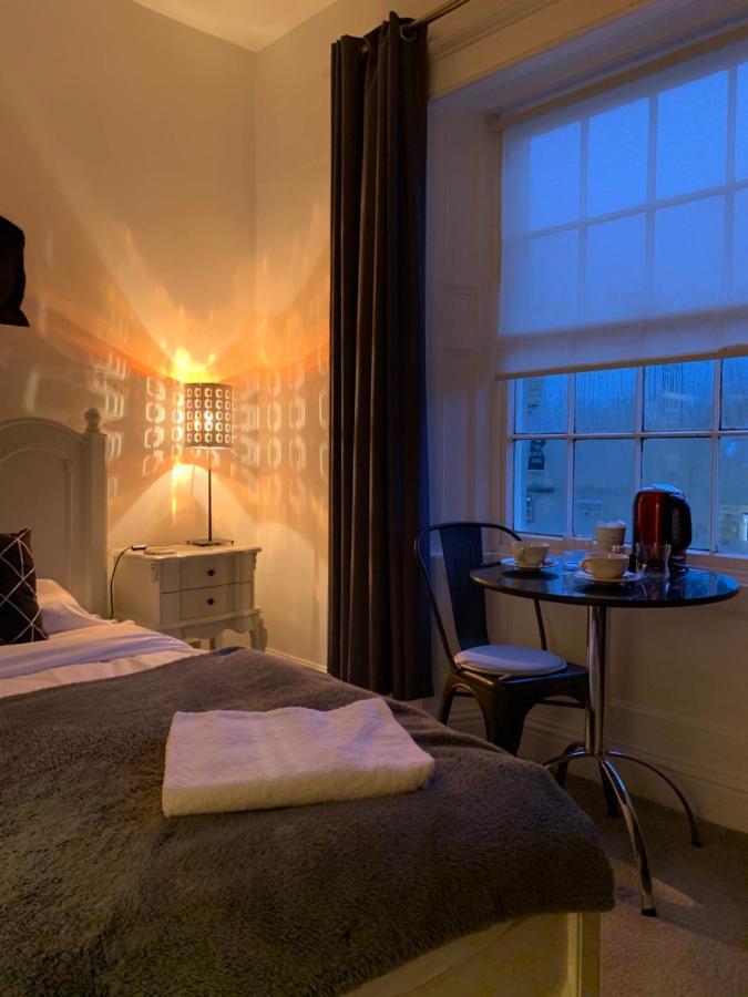 Wansford Country Lounge B&B Eksteriør billede